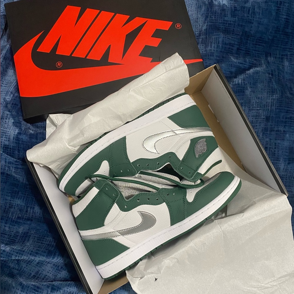 Jordan 1 retro high OG Gorge Green
